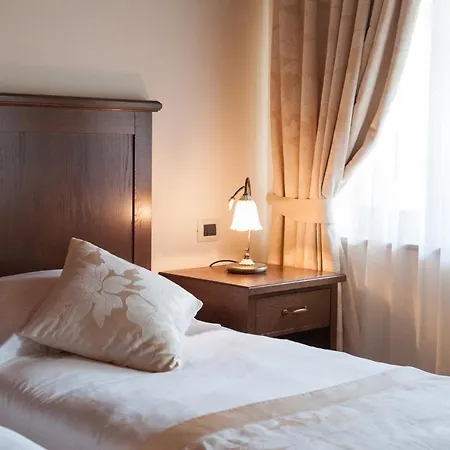 Отель & Restaurant Pahor